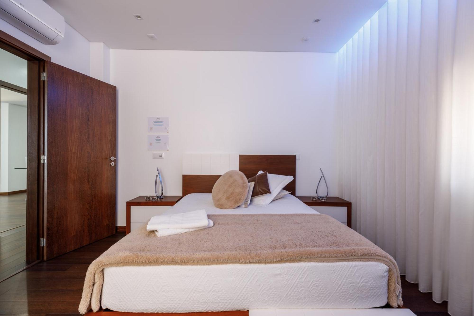 Deluxe Villa Home, Peace & Spa فيلا دو كوندي المظهر الخارجي الصورة